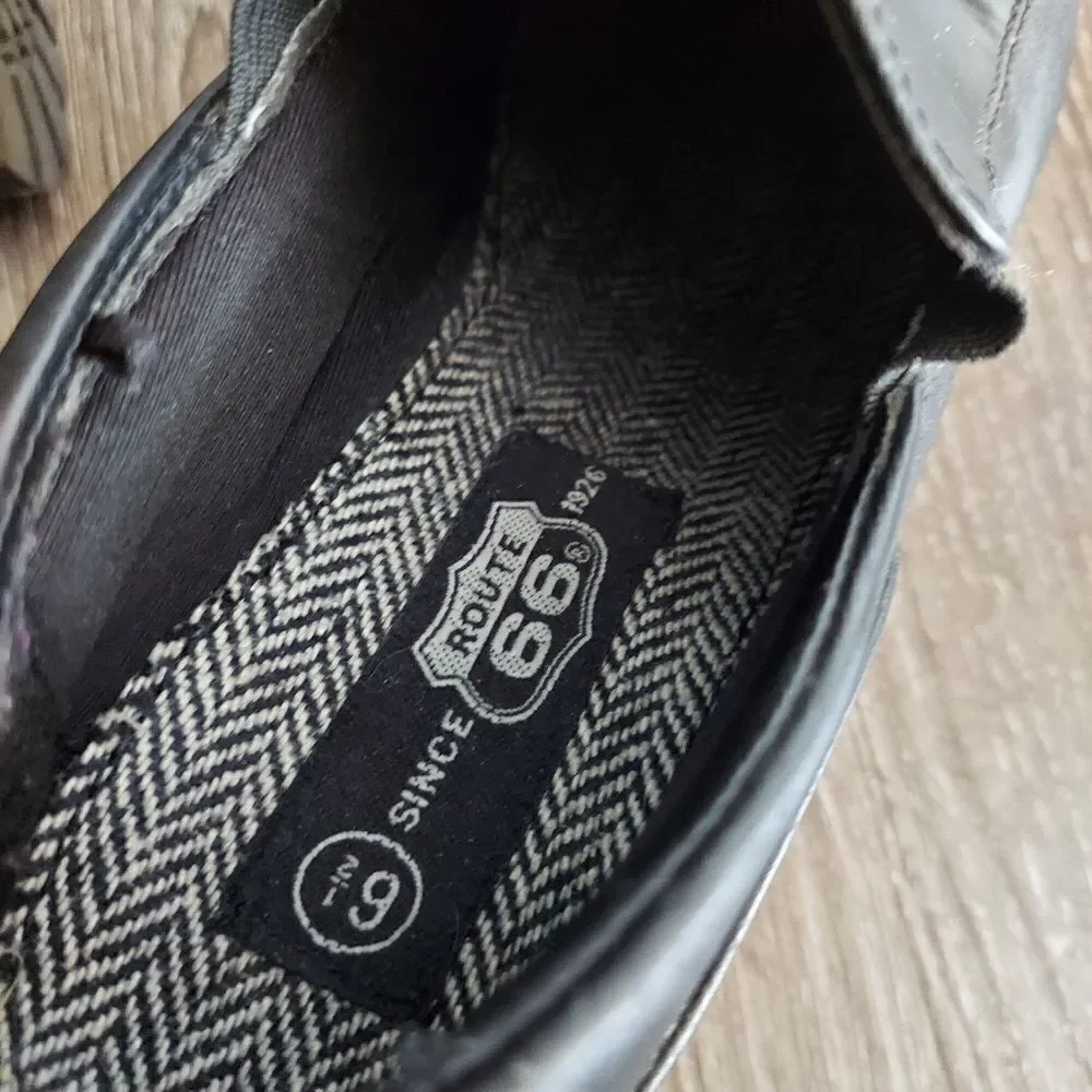 Route 66 Vintage 90s Black Chunky Heel Platform Loafer Size 6.5